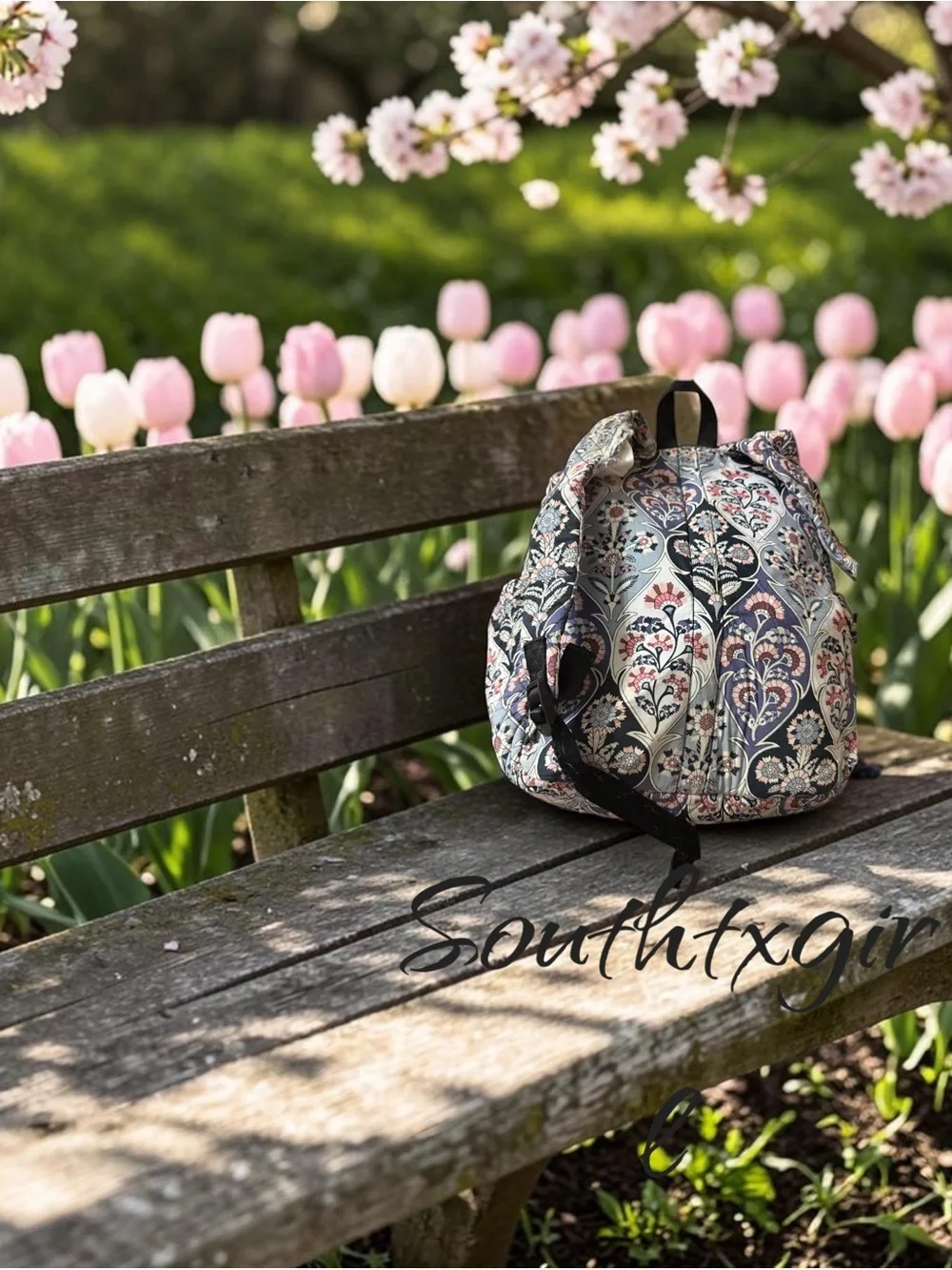 Quilted Floral Print Women’s Backpack - Navy & Cream